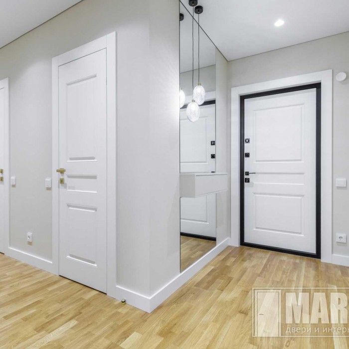 Классика с итальянской фрезеровкой: входная и межкомнатные двери, порталы и плинтуса (86)