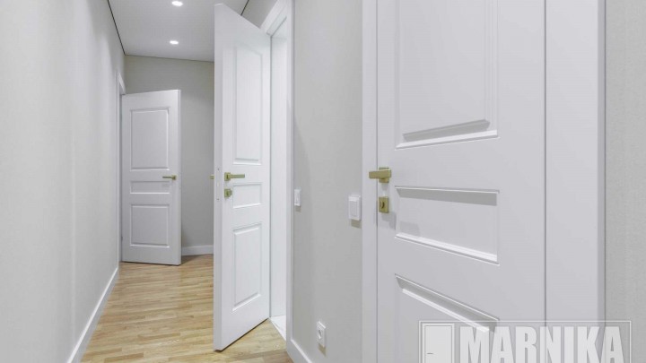 Классика с итальянской фрезеровкой: входная и межкомнатные двери, порталы и плинтуса