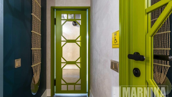 Двери для бутик-отеля: скрытые, зеркальные, маятниковые